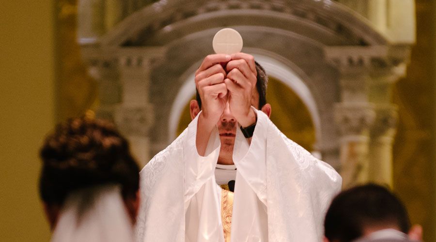 The confessional: ‘I am a catholic priest and I have a son’